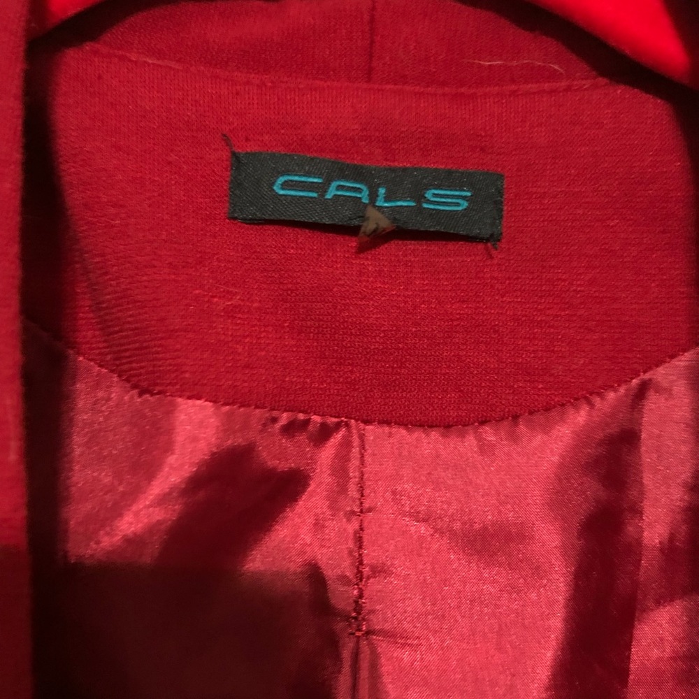 Red blazer - Picture 2 of 9